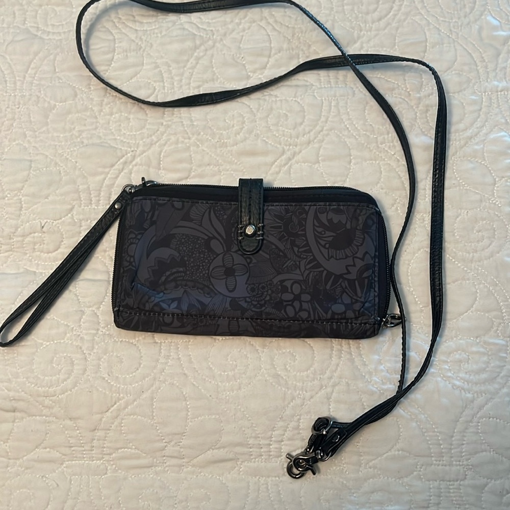 Gently Used Sakroots Wristlet/Crossbody